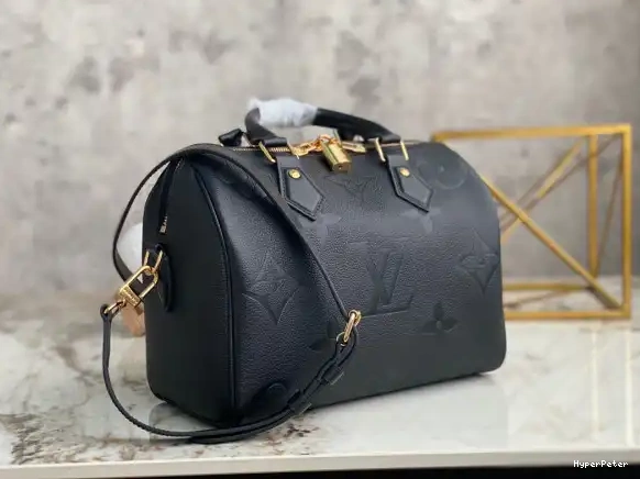 25 VUITTON LOUIS SPEEDY BANDOULIÈRE 0626